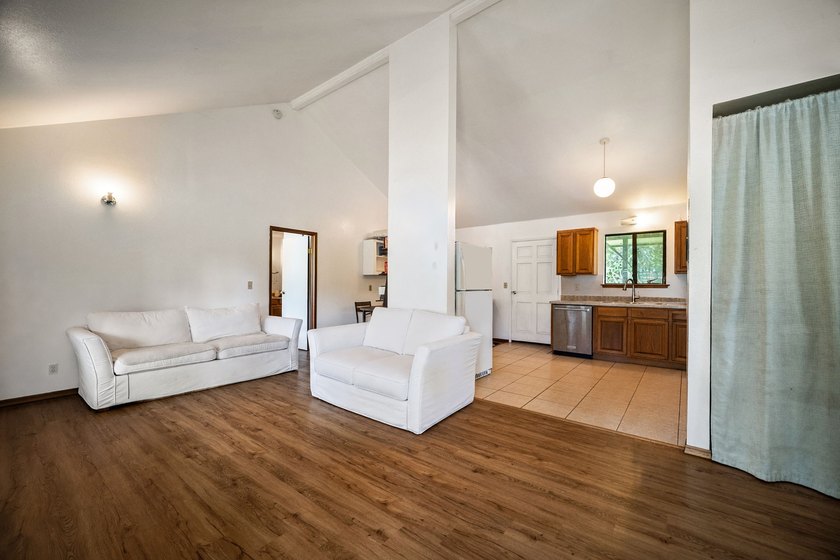 Unmatched flexibility meets prime location. Situated in the - photo 16