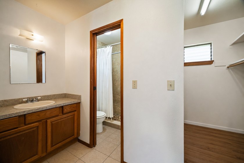 Unmatched flexibility meets prime location. Situated in the - photo 20