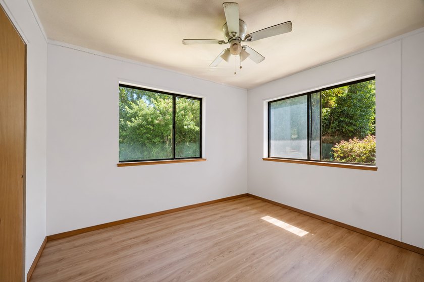 Unmatched flexibility meets prime location. Situated in the - photo 22