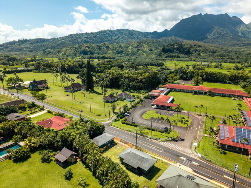 Unmatched flexibility meets prime location. Situated in the - photo 24