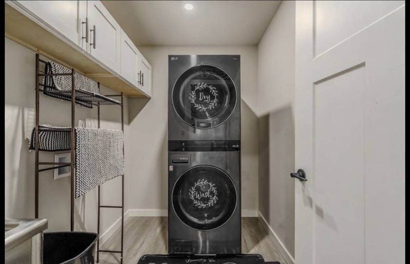 STOP! Call the listing agent to get priority access, built-in - photo 25