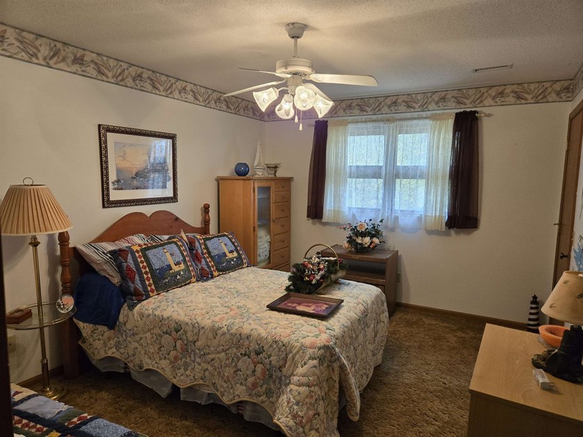 This is a wonderful home that sits on the marsh in Windjammer - photo 26