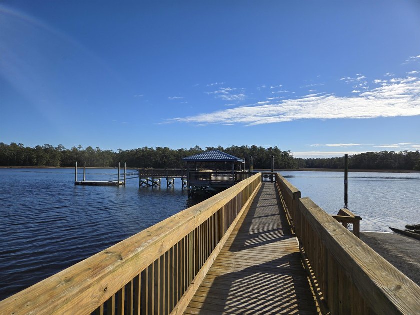 This is a wonderful home that sits on the marsh in Windjammer - photo 37