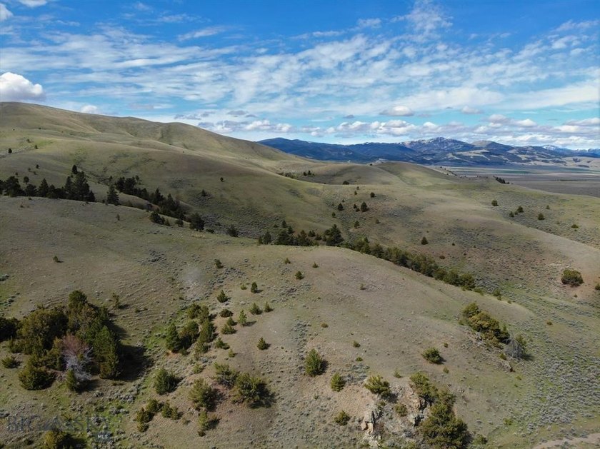 Held by the same family since 1871, the Chevallier Ranch - photo 24