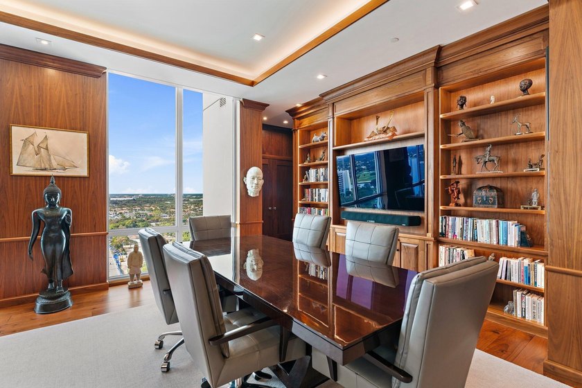 This amazing penthouse suite occupies the entire top floor of - photo 25
