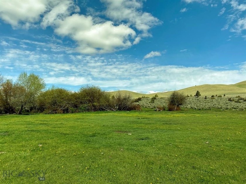 Held by the same family since 1871, the Chevallier Ranch - photo 28
