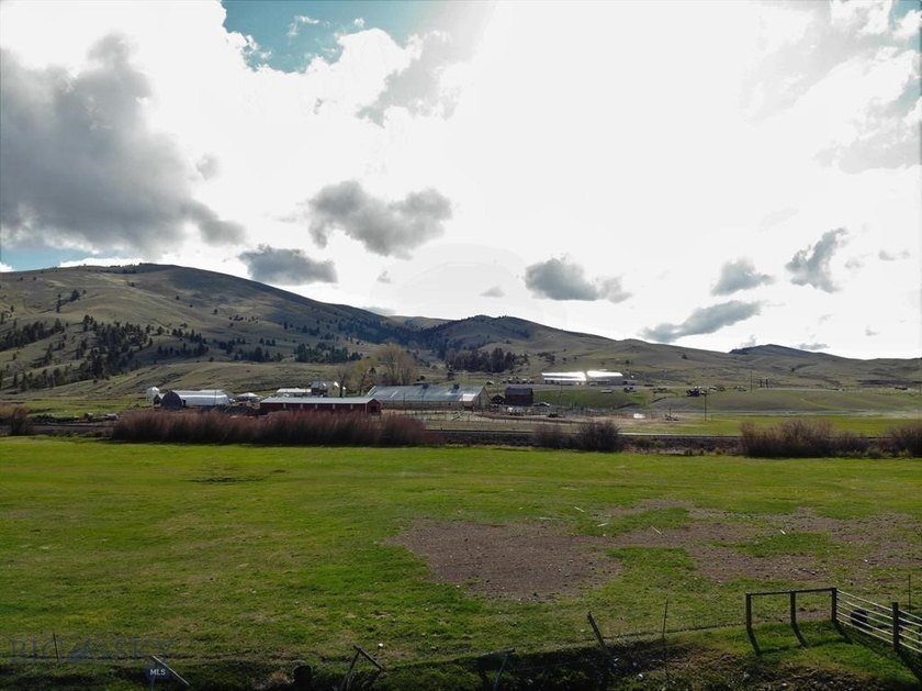 Held by the same family since 1871, the Chevallier Ranch - photo 41