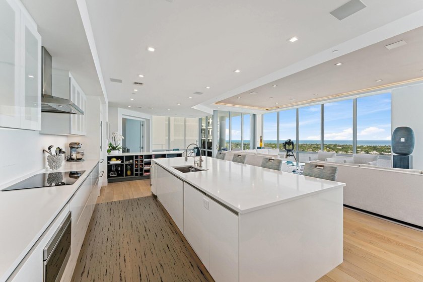 This amazing penthouse suite occupies the entire top floor of - photo 54
