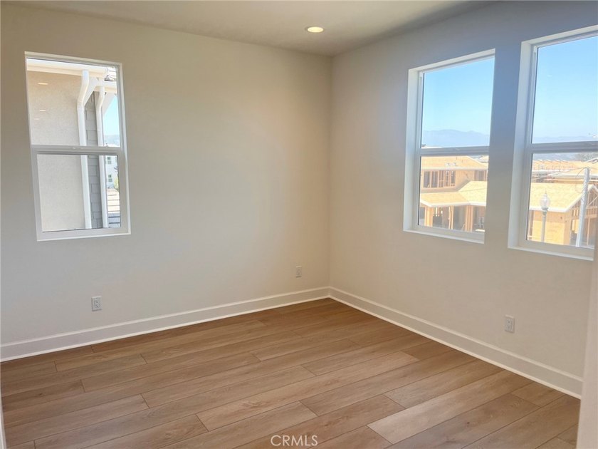 Brand new home within 15 minutes to the beach! This 2-level - photo 11