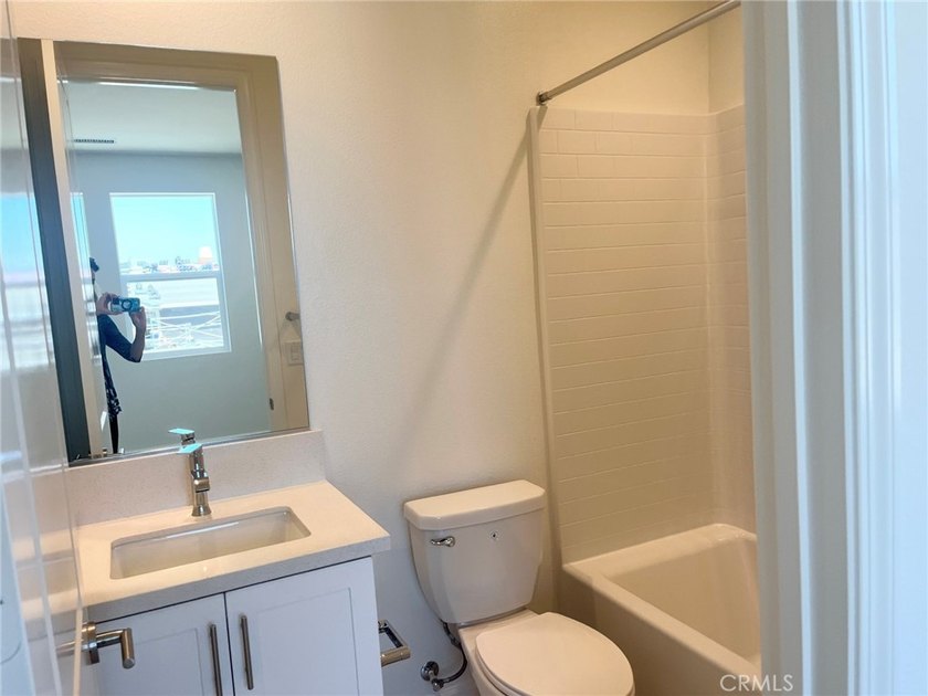 Brand new home within 15 minutes to the beach! This 2-level - photo 12