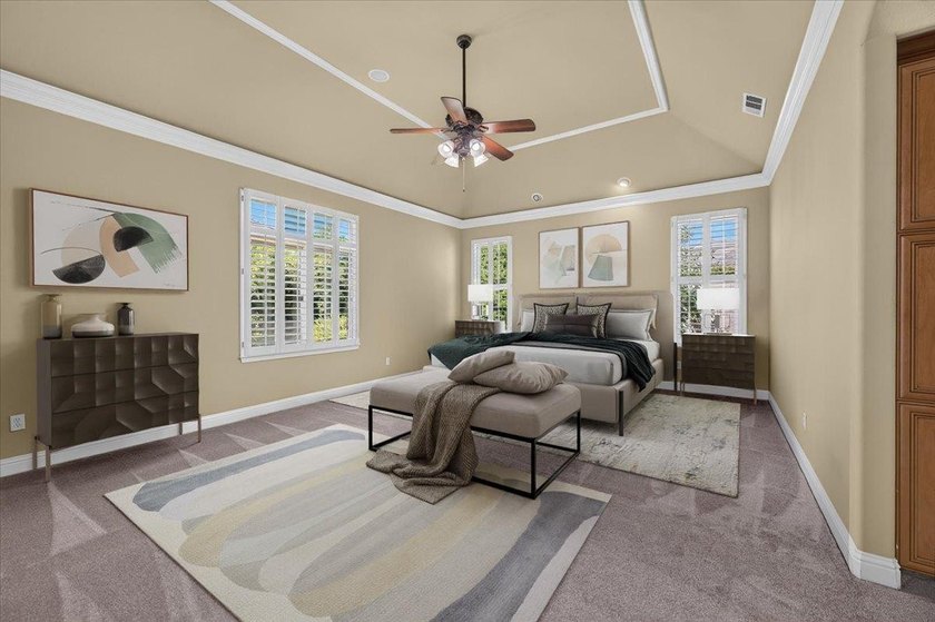 Offered for the first time by its original owner, this custom - photo 19