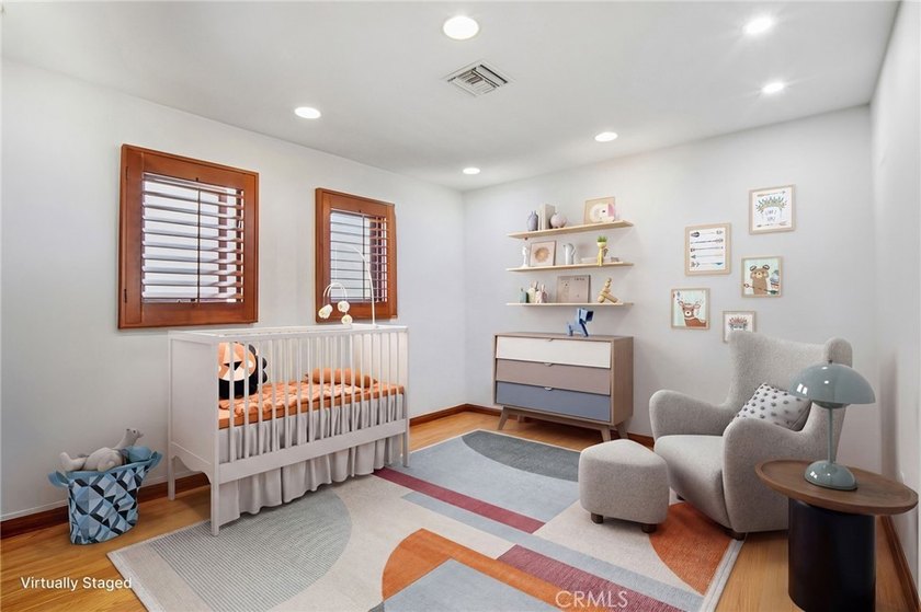 Discover the best of Belmont Shore living in this beautifully - photo 23