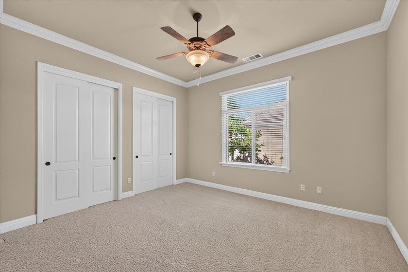 Offered for the first time by its original owner, this custom - photo 30