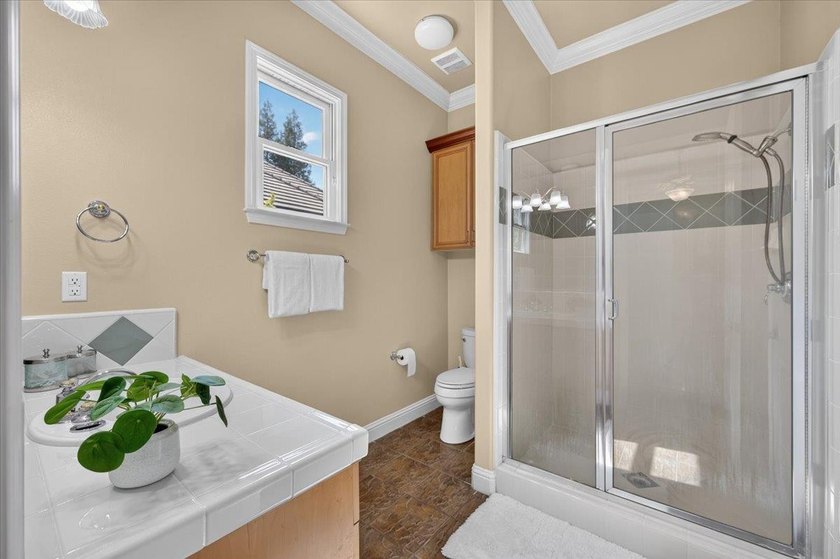 Offered for the first time by its original owner, this custom - photo 38