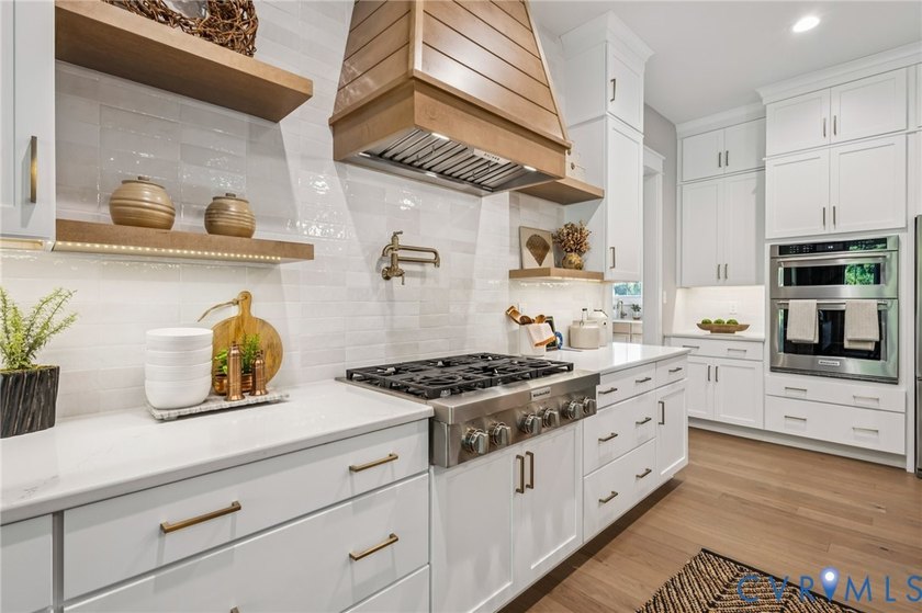 Discover Viniterra, New Kent's most exclusive neighborhood, with - photo 6
