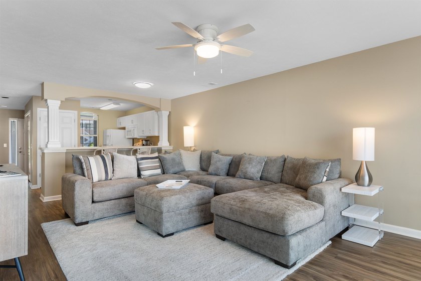 Wake up to beautiful marina views from this partially furnished - photo 10