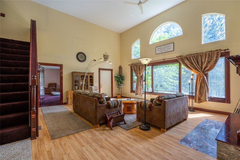 Beautiful home on Lake LaVerne WHERE THE FISHING IS ALWAYS GOOD! - photo 11