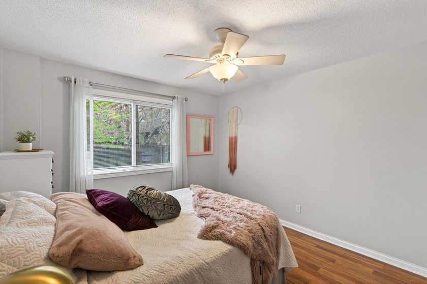 Welcome to this stylish and conveniently located condo in the - photo 15