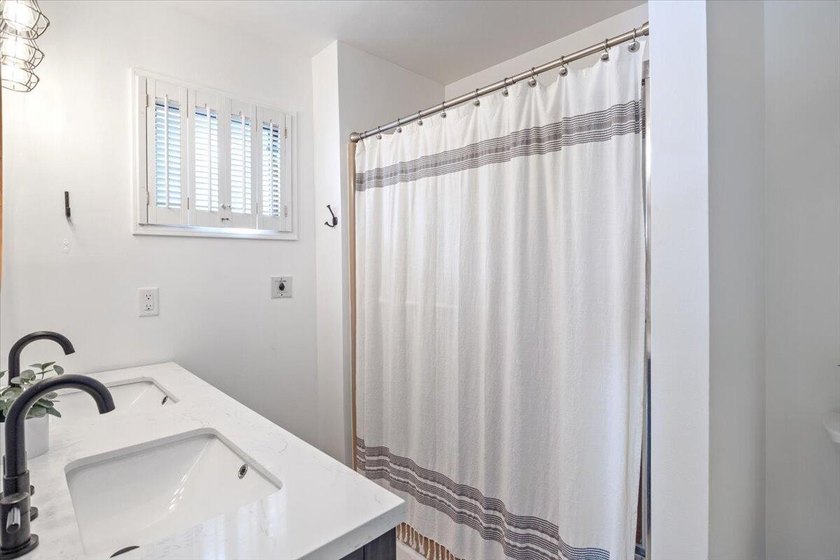 You'll fall in love with this beautifully remodeled, furnished - photo 17
