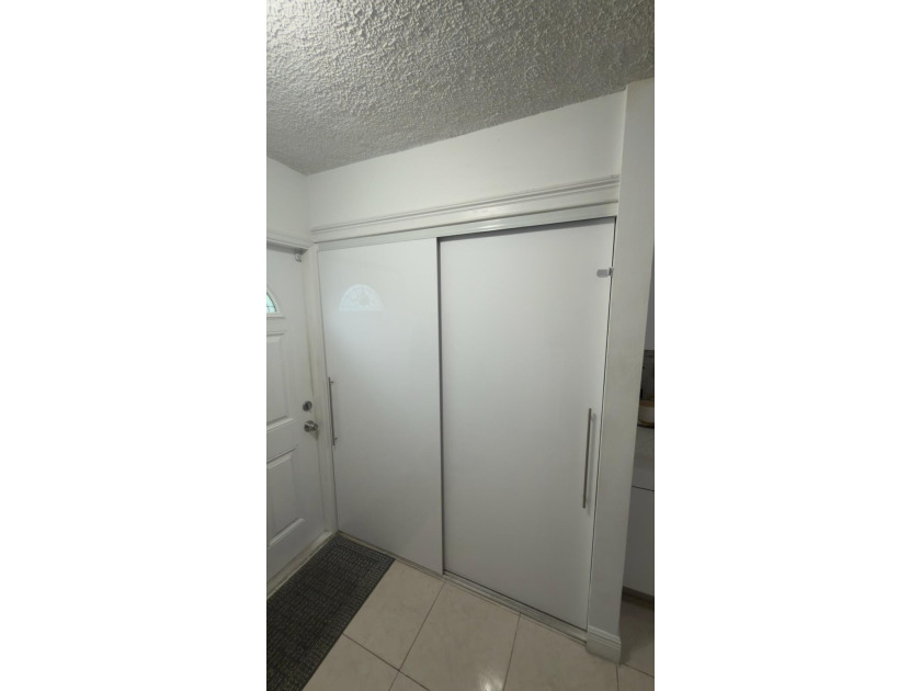 Location, Location....Seller is giving 3% towards buyers closing - photo 23