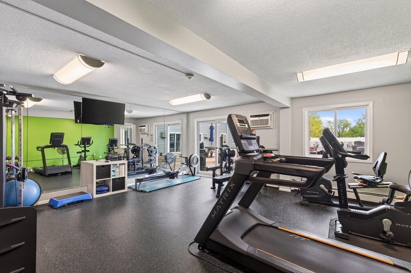 Welcome to this stylish and conveniently located condo in the - photo 23