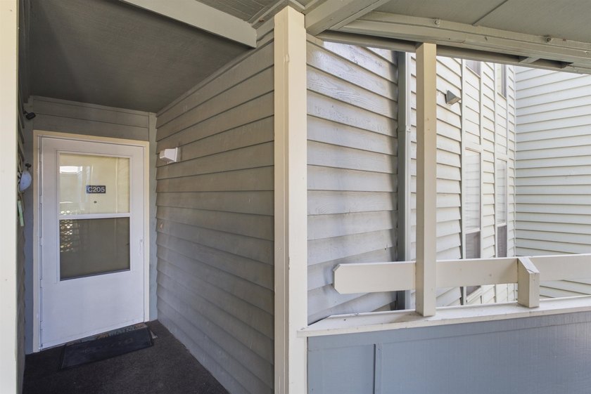 Welcome to your coastal retreat and/or fantastic investment - photo 6