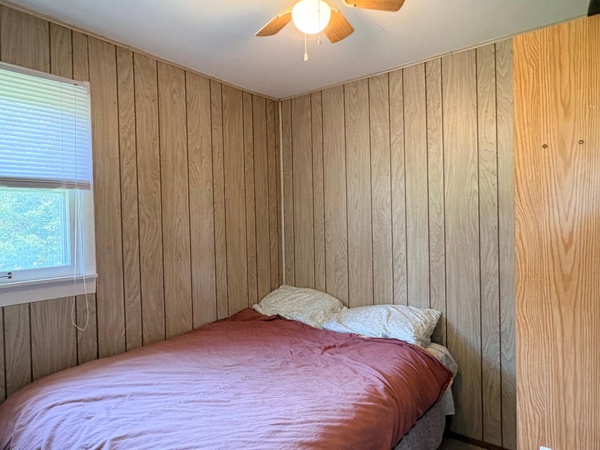 This 2-bedroom Cabin is located on level sandy shores on Pelican - photo 10