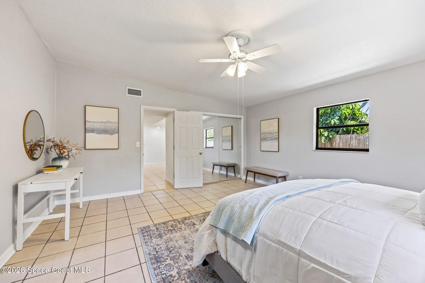 Spacious, versatile home 15 mins from the beach! This property - photo 17