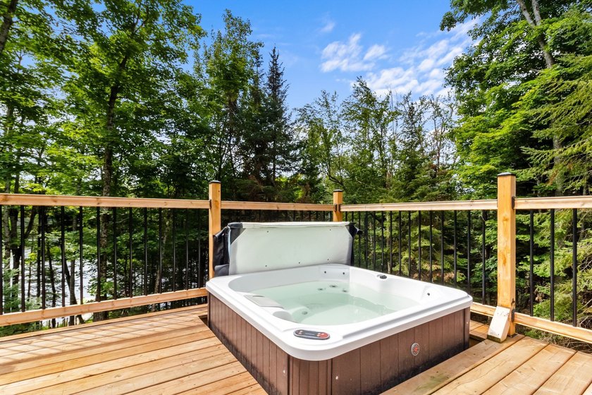 14 acres of pure bliss in Riviere-Rouge! A unique North American - photo 33