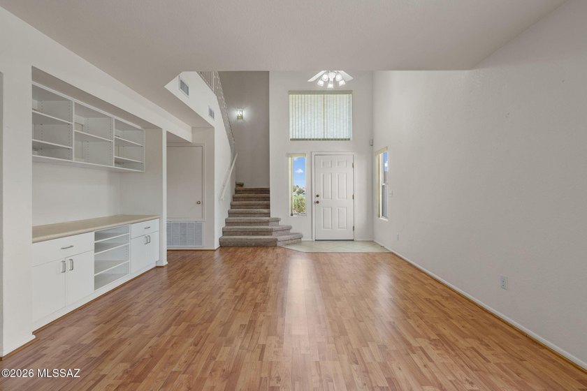 ***OWNED SOLAR*** Welcome to this beautifully maintained home - photo 6