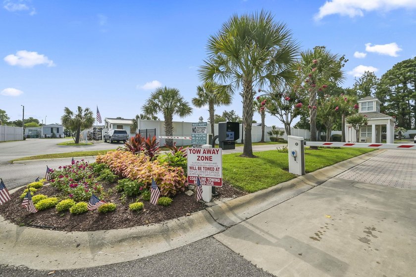 Welcome to 204-B Landing Road at Waterway Landing in beautiful - photo 4
