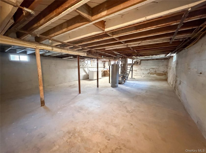 Discover 43 Highland Ave, a thoughtfully updated residence - photo 22