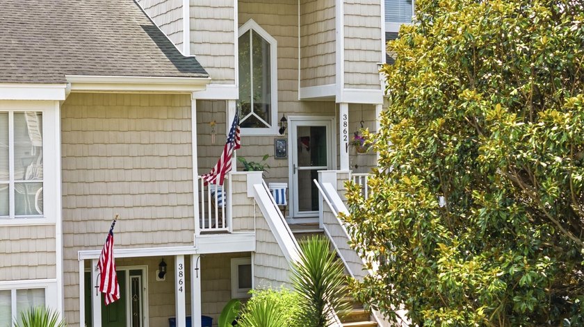 Welcome to your new coastal retreat at Myrtle Pointe Condos - photo 2