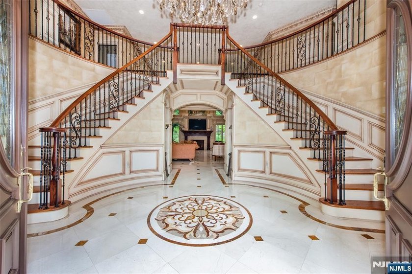 No detail overlooked and no expense spared, this opulent custom - photo 3