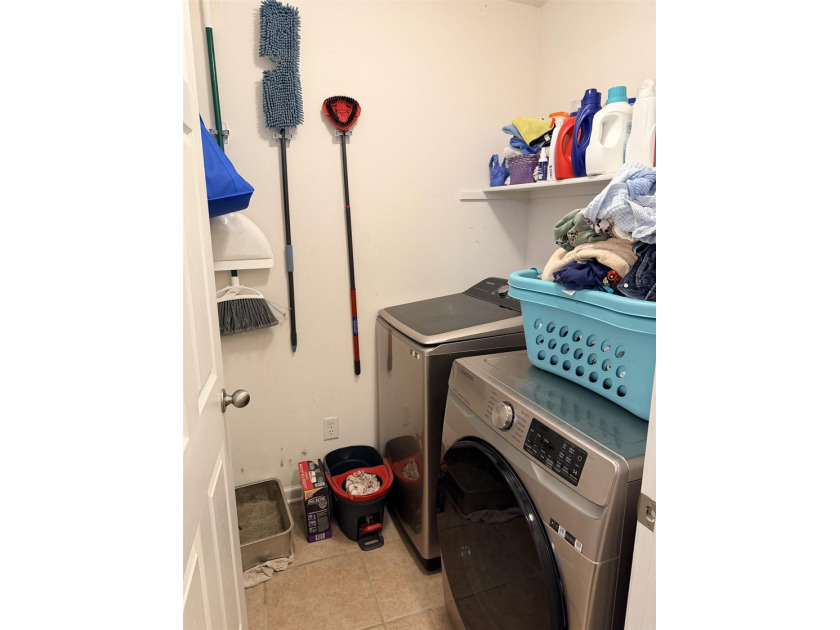 Great large corner lot within a half mile to school and - photo 16