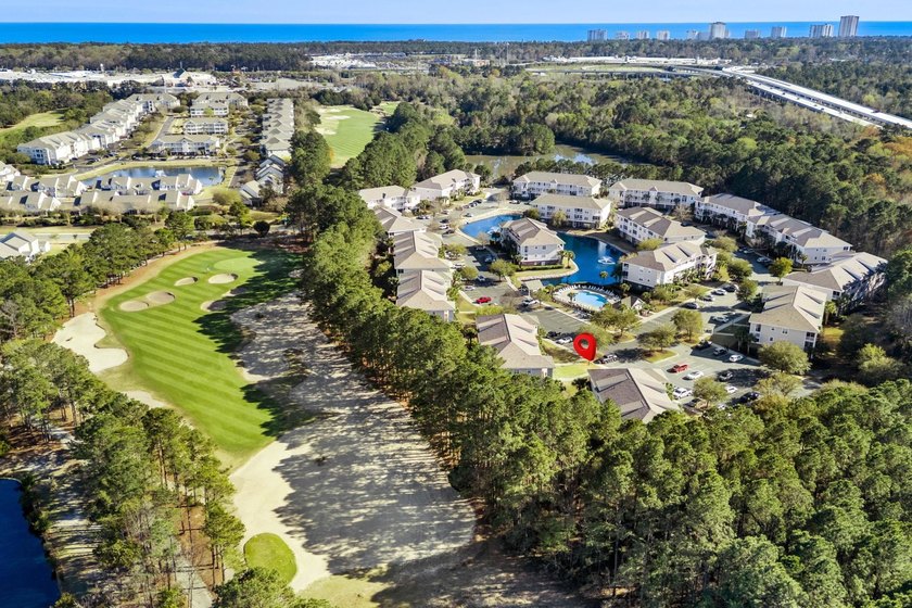Some homes you have to imagine living in. This one, you can just - photo 2