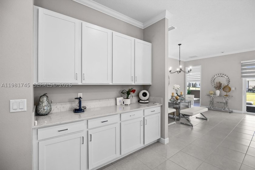 Welcome to this beautifully designed Key Largo floor plan - photo 13