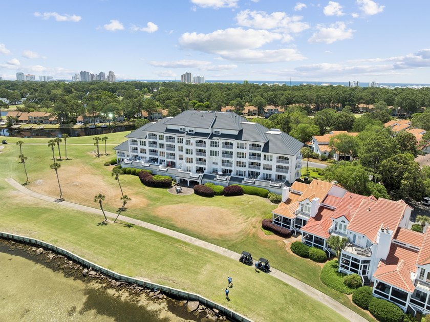 Located on the third floor, overlooking the 9th hole on The - photo 41