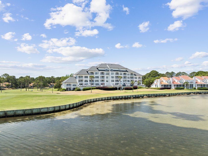 Located on the third floor, overlooking the 9th hole on The - photo 42