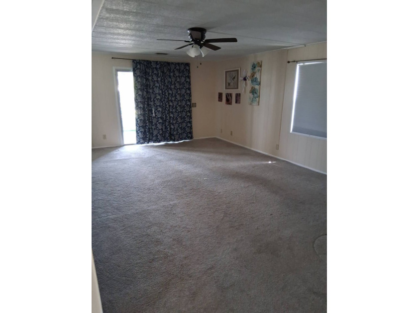 Welcome to beautiful Hudson, Florida. This charming 2-bedroom - photo 21