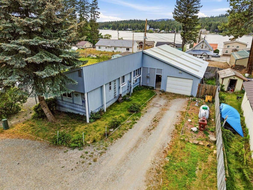 Here's your opportunity to enjoy the laid-back Diamond Lake - photo 2