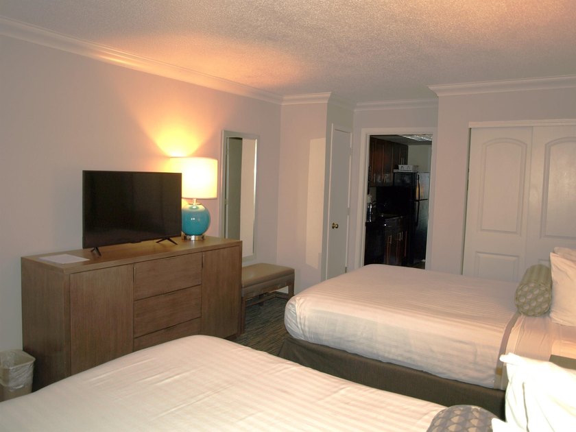 Awesome views from this direct oceanfront condo in Coral Beach - photo 6