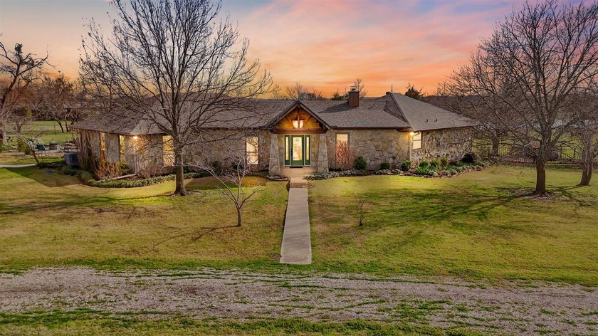 Introducing 9711 Jim Christal, a premier 40-acre luxury estate - photo 3