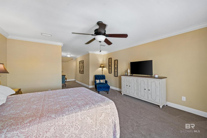 Welcome to 331 Peninsula Blvd, Where Every Day Feels Like - photo 25