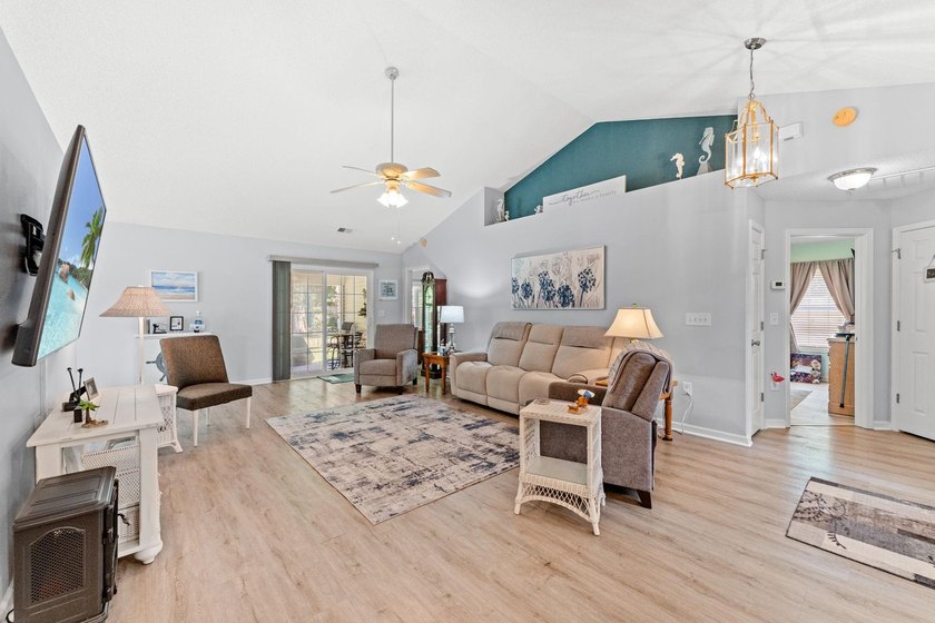 Welcome to one of the most impressive homes in Myrtle Beach that - photo 7