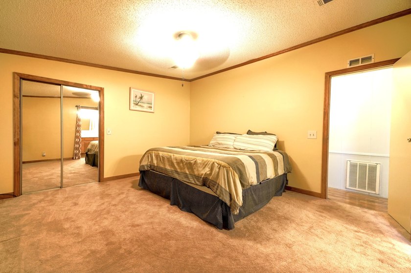 Move in Ready...This 1399 Sq ft home, has been well maintained - photo 20
