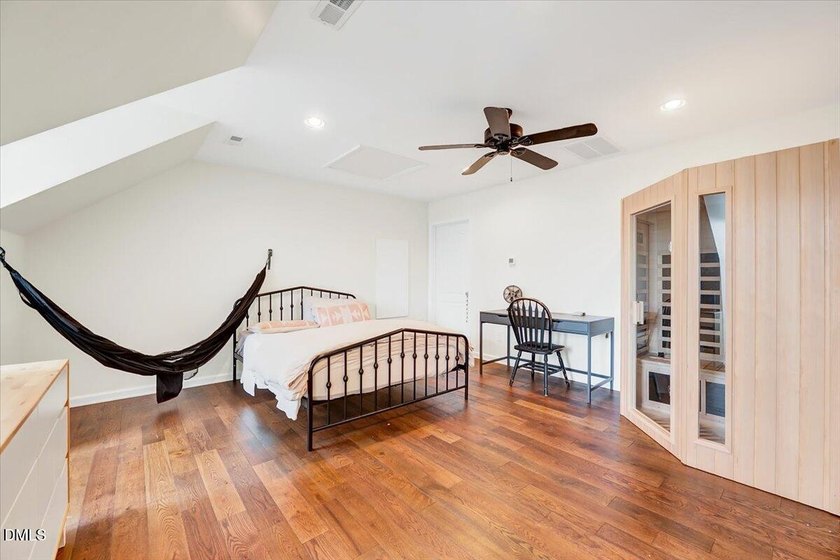 Welcome to this beautifully updated and well-maintained Apex - photo 20