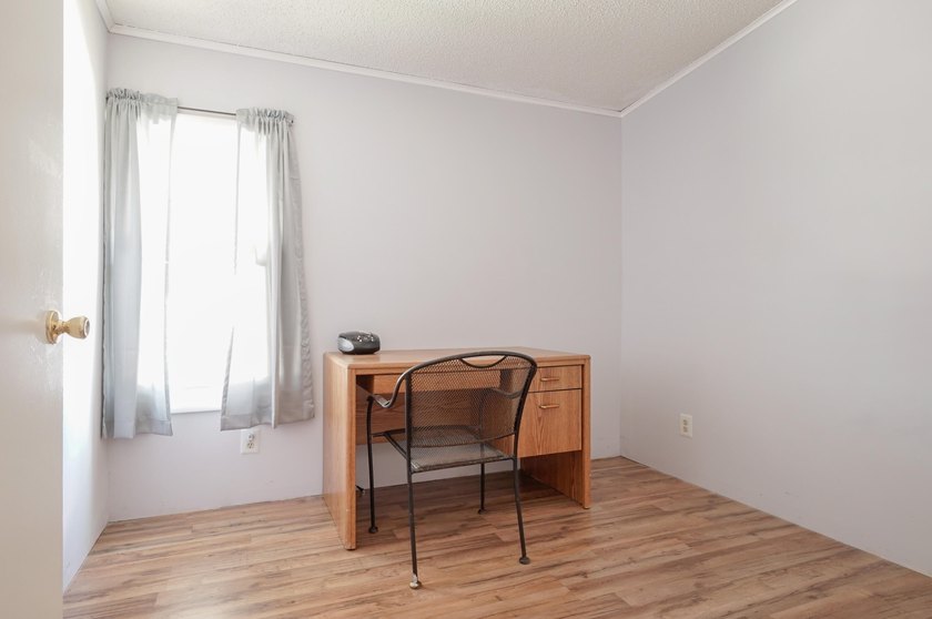 Move in Ready...This 1399 Sq ft home, has been well maintained - photo 23