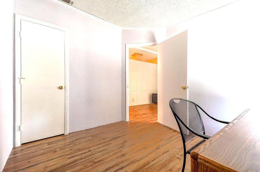 Move in Ready...This 1399 Sq ft home, has been well maintained - photo 24