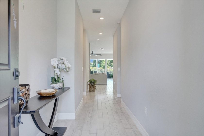 Windsong Estates almost new beauty, 5 bedrooms and 4 full baths - photo 7